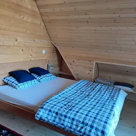 Brvnara Pahuljica Zlatar * Nova Varos